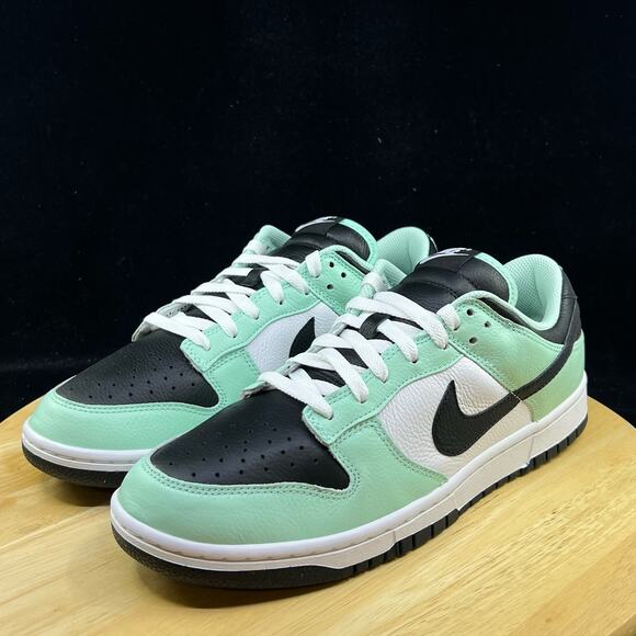 Nike Dunk Low Tiffany Blue/Black/White New Mens Size 10.5 FN0569 900 main image 9